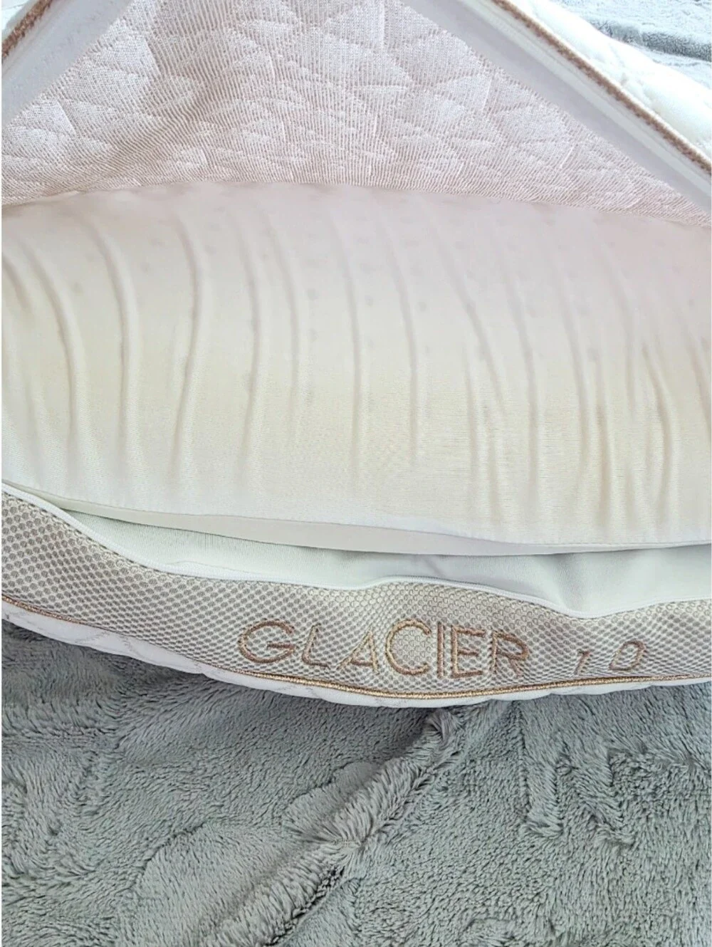 BEDGEAR Glacier 1.0 Ver-Tex Performance Pillow
